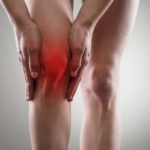 Seznamte se: BAYFLEX, ochrana vašich kloubů. Osteoartróza kolene se bohužel netýká jen seniorů.
