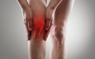 Seznamte se: BAYFLEX, ochrana vašich kloubů. Osteoartróza kolene se bohužel netýká jen seniorů. Seznamte se: BAYFLEX, ochrana vašich kloubů. Osteoartróza kolene se bohužel netýká jen seniorů.