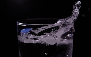 Dobrým pitným režimem k tělesné i duševní svěžesti Dobrým pitným režimem k tělesné i duševní svěžesti